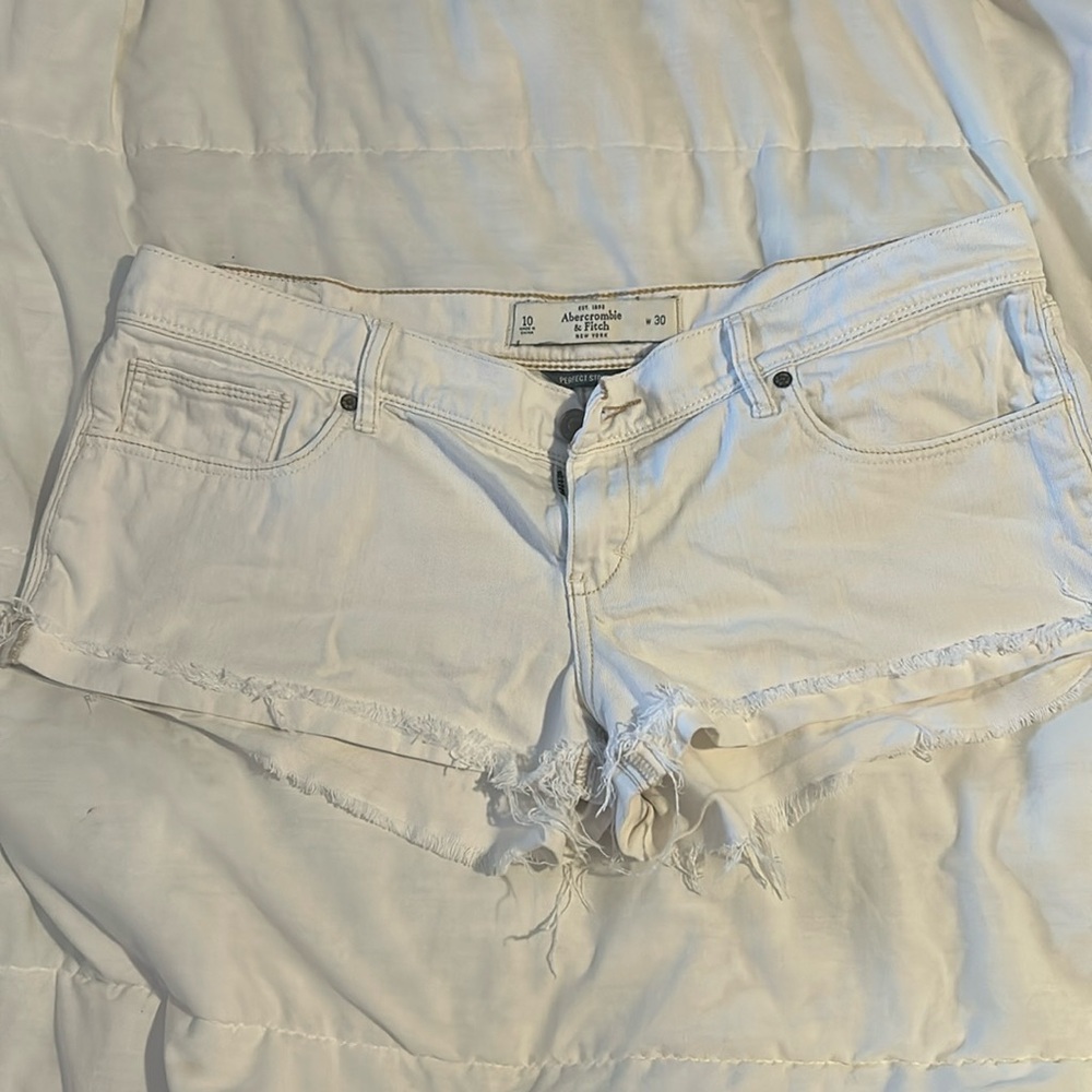 AE shorts